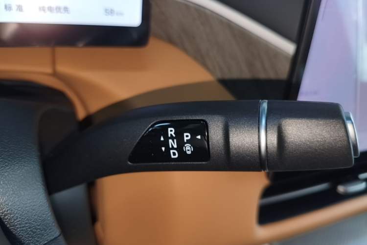 Used Wey Gaoshan 2026 Model Four-Wheel Drive Gaoshan 7 SUV Edition Gear Lever