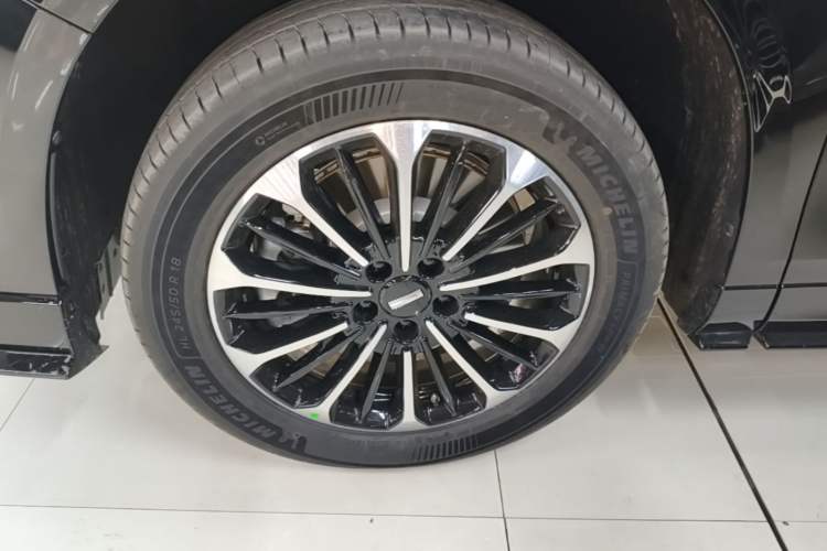 Used Wey Gaoshan 2026 Model Four-Wheel Drive Gaoshan 7 SUV Edition Left Front Wheel Hub