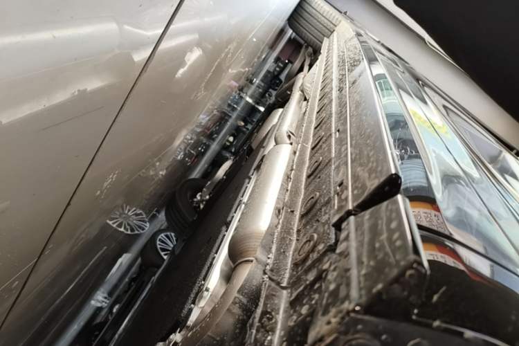 Used Wey Gaoshan 2026 Model Four-Wheel Drive Gaoshan 7 SUV Edition Right Side Sill