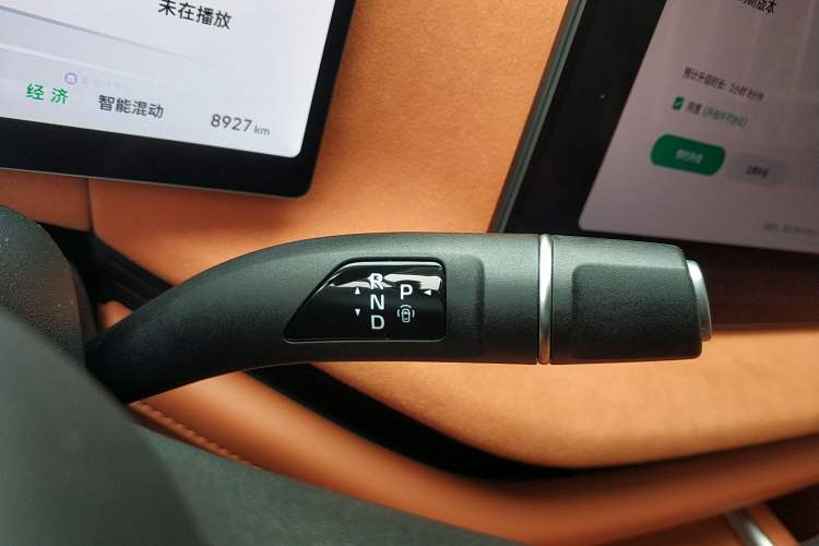 Used Wey Lanshan 2025 Four-Wheel Drive Ultra Gear Lever
