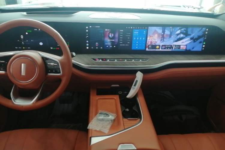 Used Wey Lanshan 2023 Four-Wheel Drive Ultra-Long Range Version Audio And AC Panel