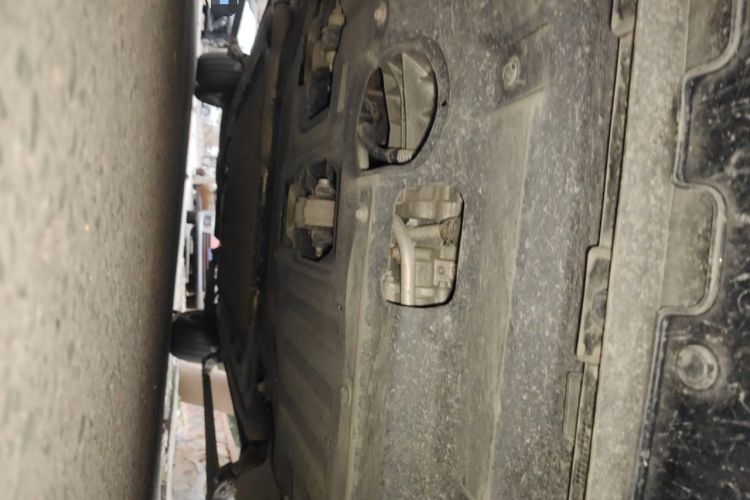 Used Wey Lanshan 2023 Four-Wheel Drive Ultra-Long Range Version Chassis Front