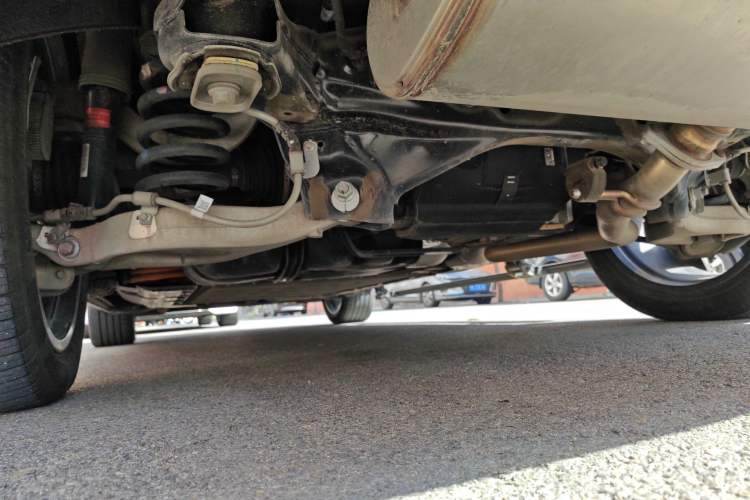 Used Wey Lanshan 2023 Four-Wheel Drive Ultra-Long Range Version Chassis Rear Left