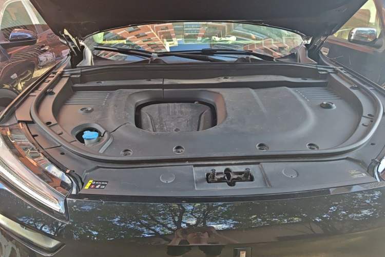 Used Wey Lanshan 2023 Four-Wheel Drive Ultra-Long Range Version Engine Bay