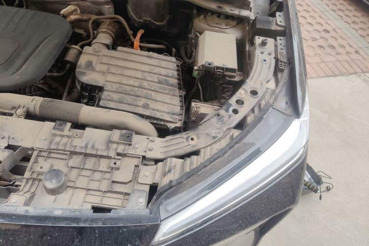 Used Wey Lanshan 2023 Four-Wheel Drive Ultra-Long Range Version Engine Bay Left
