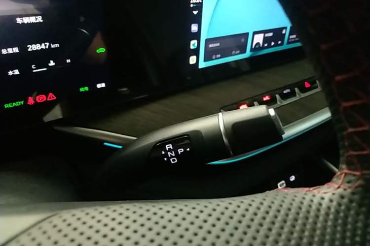 Used Wey Lanshan 2023 Four-Wheel Drive Ultra-Long Range Version Gear Lever