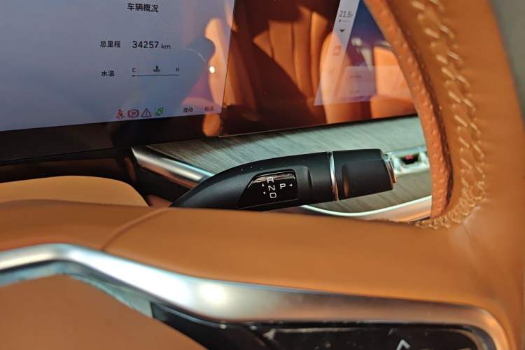 Used Wey Lanshan 2023 Four-Wheel Drive Ultra-Long Range Version Gear Lever