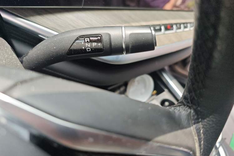 Used Wey Lanshan 2023 Four-Wheel Drive Ultra-Long Range Version Gear Lever