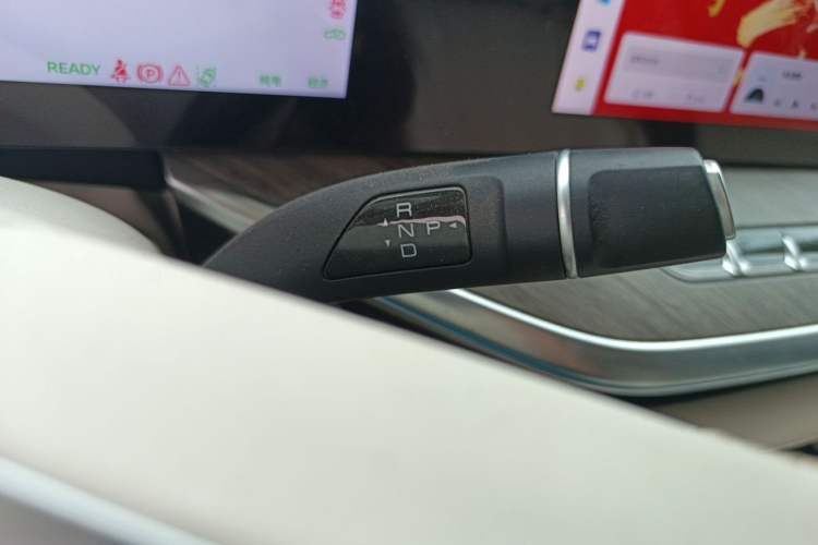 Used Wey Lanshan 2023 Four-Wheel Drive Ultra-Long Range Version Gear Lever