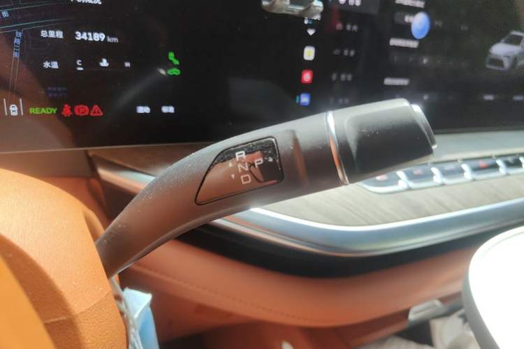 Used Wey Lanshan 2023 Four-Wheel Drive Ultra-Long Range Version Gear Lever