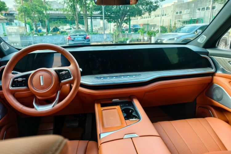 Used Wey Lanshan 2023 Four-Wheel Drive Ultra-Long Range Version Interior 2