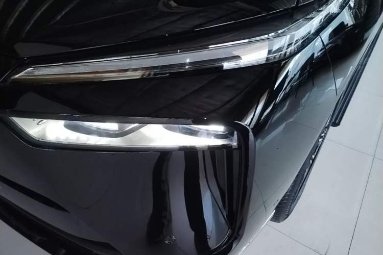 Used Wey Lanshan 2023 Four-Wheel Drive Ultra-Long Range Version Left Front Headlight