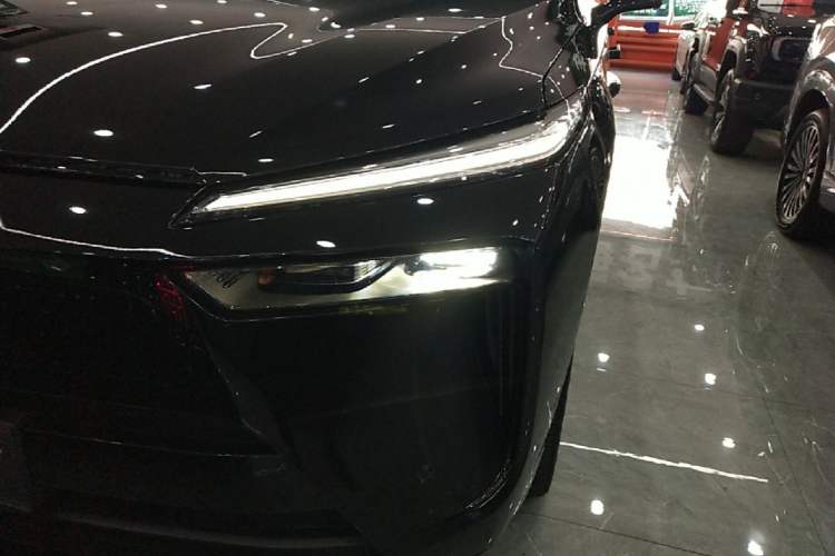 Used Wey Lanshan 2023 Four-Wheel Drive Ultra-Long Range Version Left Front Headlight