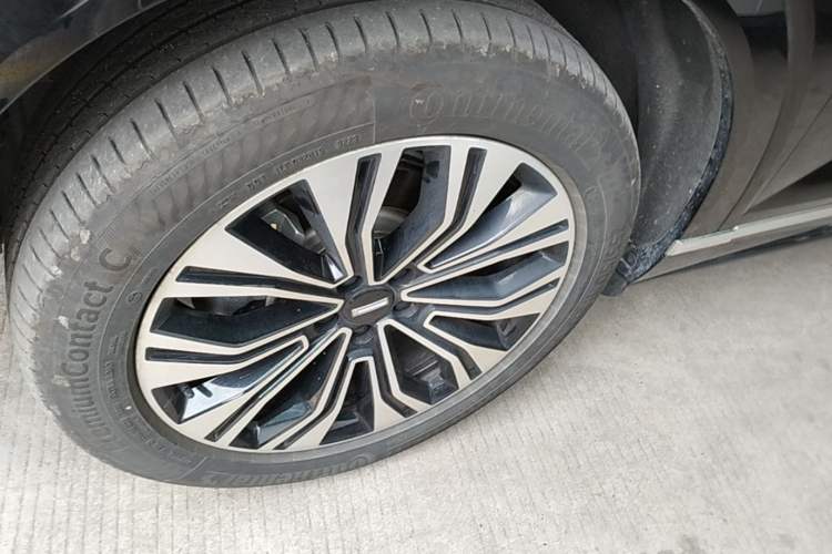 Used Wey Lanshan 2023 Four-Wheel Drive Ultra-Long Range Version Left Front Wheel Hub