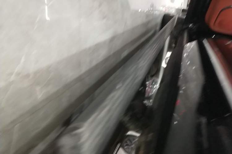 Used Wey Lanshan 2023 Four-Wheel Drive Ultra-Long Range Version Left Side Sill