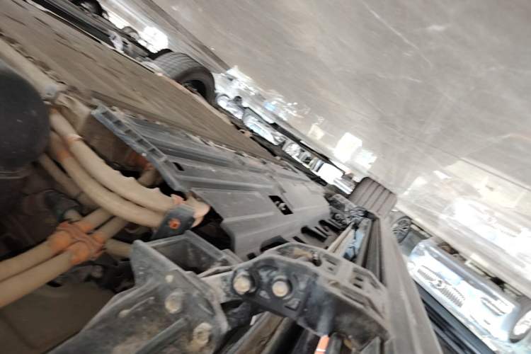 Used Wey Lanshan 2023 Four-Wheel Drive Ultra-Long Range Version Left Side Sill