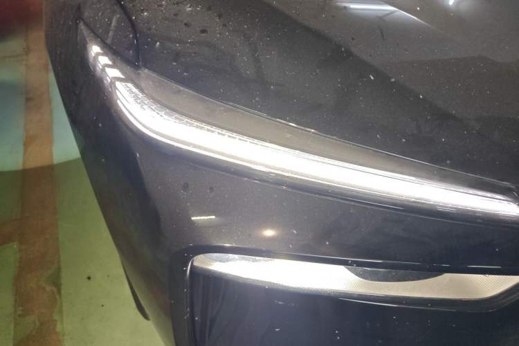 Used Wey Lanshan 2023 Four-Wheel Drive Ultra-Long Range Version Right Front Headlight