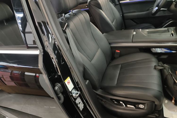 Used Wey Lanshan 2023 Four-Wheel Drive Ultra-Long Range Version Right Front Seat