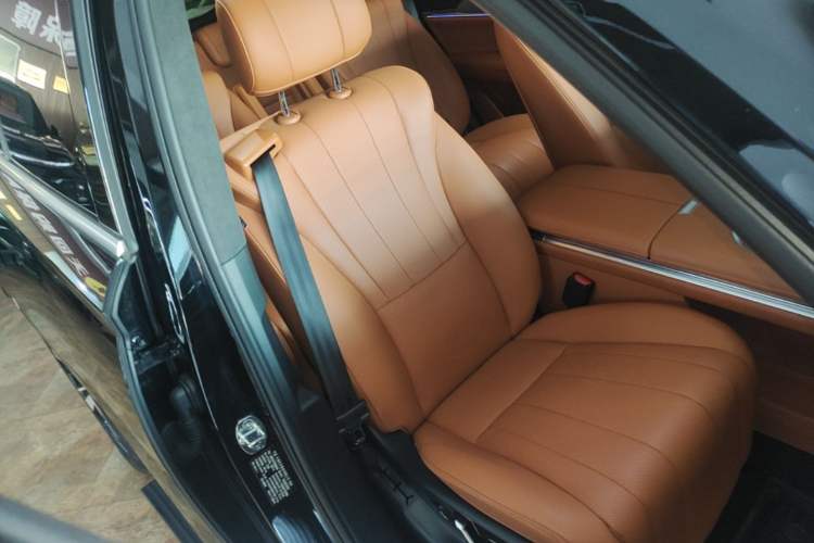 Used Wey Lanshan 2023 Four-Wheel Drive Ultra-Long Range Version Right Front Seat