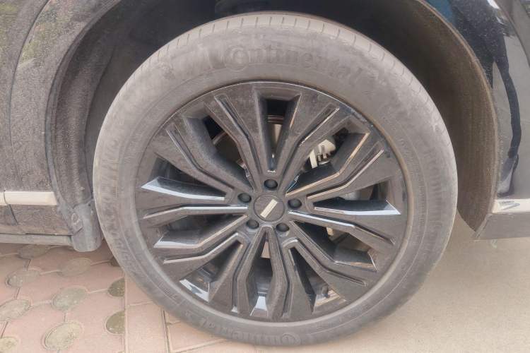 Used Wey Lanshan 2023 Four-Wheel Drive Ultra-Long Range Version Right Front Wheel Hub