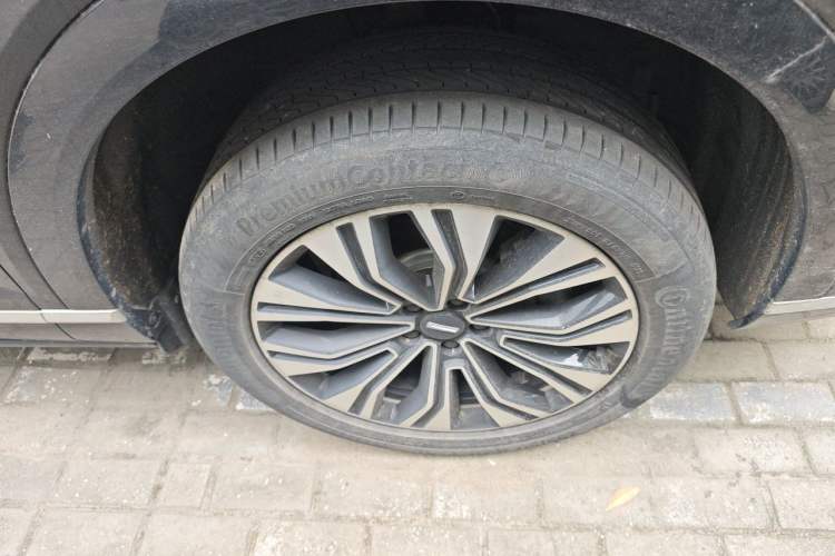 Used Wey Lanshan 2023 Four-Wheel Drive Ultra-Long Range Version Right Front Wheel Hub
