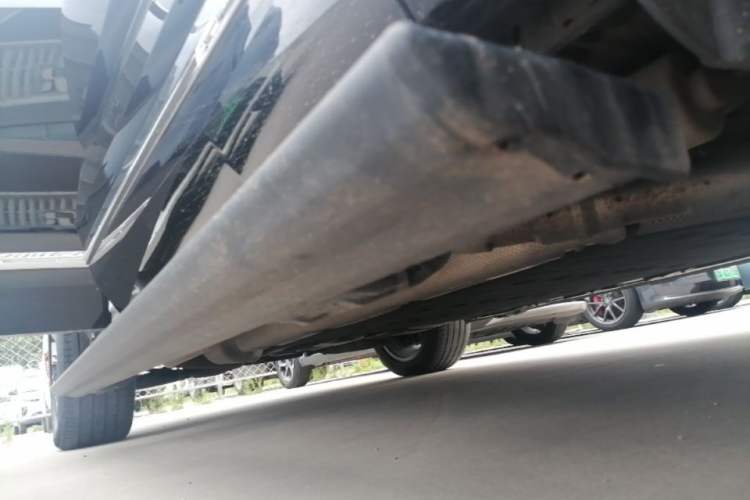 Used Wey Lanshan 2023 Four-Wheel Drive Ultra-Long Range Version Right Side Sill