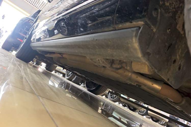 Used Wey Lanshan 2023 Four-Wheel Drive Ultra-Long Range Version Right Side Sill