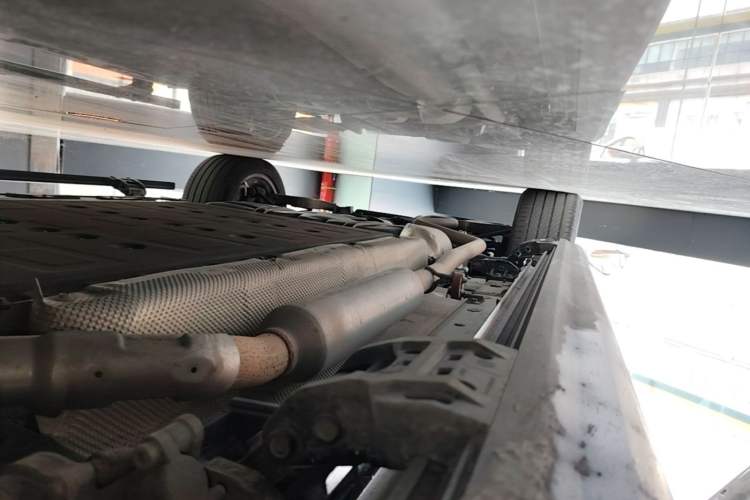 Used Wey Lanshan 2023 Four-Wheel Drive Ultra-Long Range Version Right Side Sill