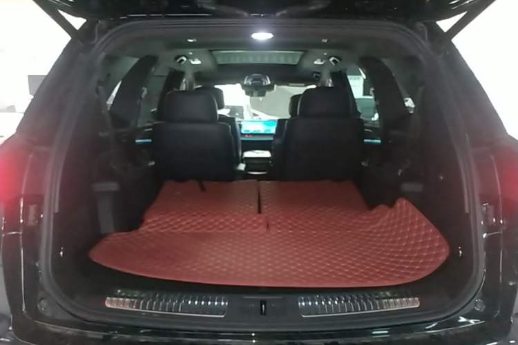 Used Wey Lanshan 2023 Four-Wheel Drive Ultra-Long Range Version Trunk