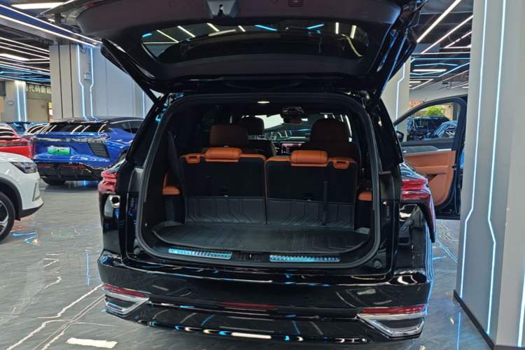 Used Wey Lanshan 2023 Four-Wheel Drive Ultra-Long Range Version Trunk