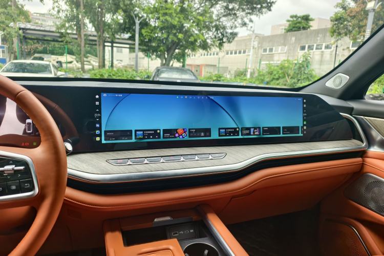 Used Wey Lanshan 2023 Four-Wheel Drive Ultra-Long Range Version Audio And AC Panel