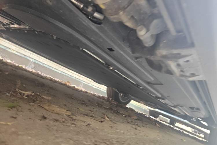 Used Wey Lanshan 2023 Four-Wheel Drive Ultra-Long Range Version Chassis Front Left