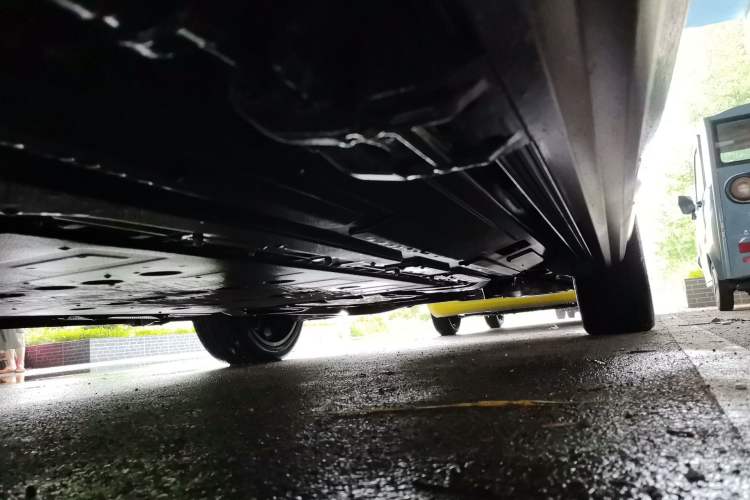 Used Wey Lanshan 2023 Four-Wheel Drive Ultra-Long Range Version Chassis Front Left