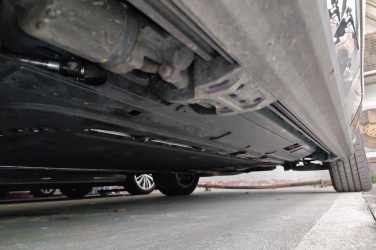 Used Wey Lanshan 2023 Four-Wheel Drive Ultra-Long Range Version Chassis Front Left