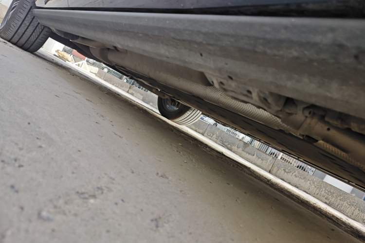 Used Wey Lanshan 2023 Four-Wheel Drive Ultra-Long Range Version Chassis Front Right