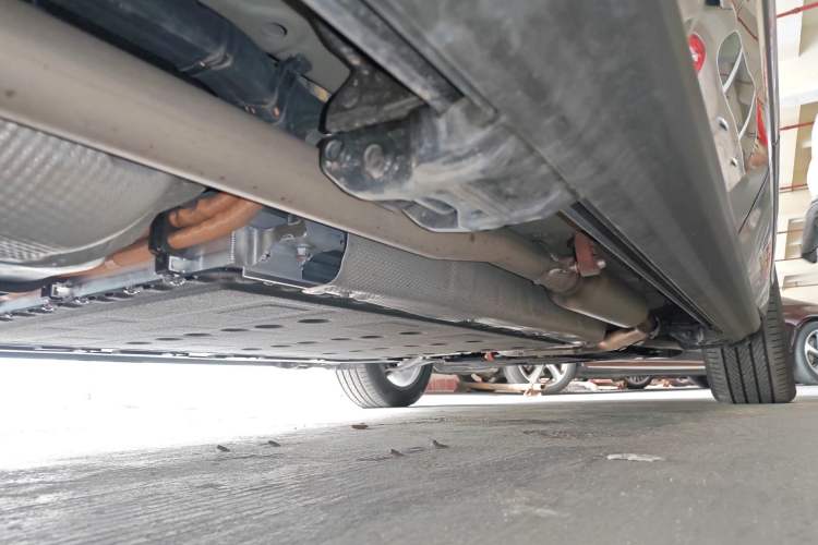 Used Wey Lanshan 2023 Four-Wheel Drive Ultra-Long Range Version Chassis Rear Right