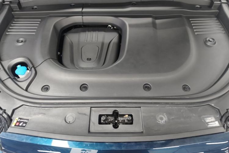 Used Wey Lanshan 2023 Two-Wheel Drive Long-Range Version Engine Bay