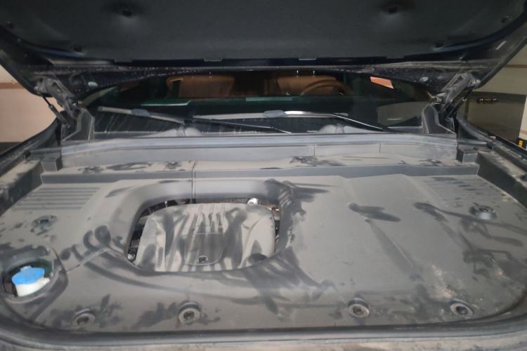 Used Wey Lanshan 2023 Four-Wheel Drive Ultra-Long Range Version Engine Bay