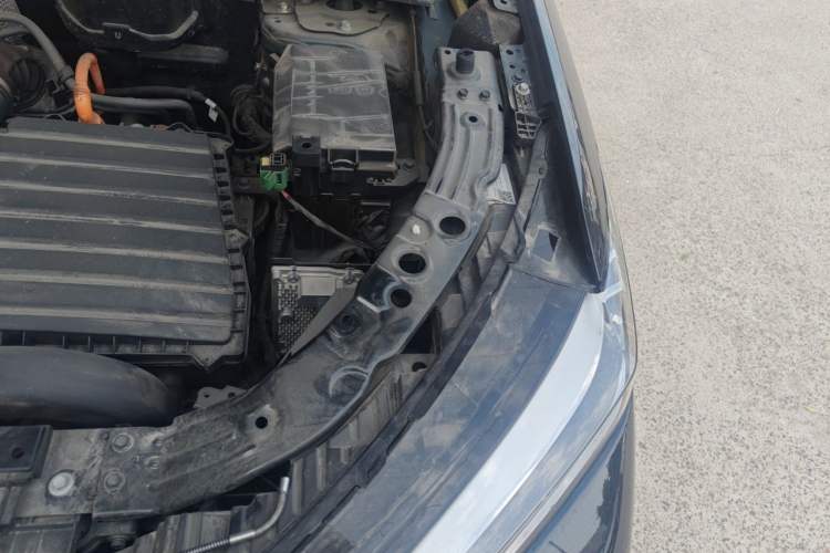 Used Wey Lanshan 2023 Four-Wheel Drive Ultra-Long Range Version Engine Bay Left