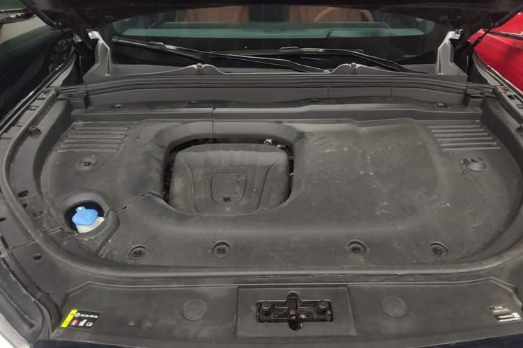 Used Wey Lanshan 2023 Four-Wheel Drive Ultra-Long Range Version Engine Bay