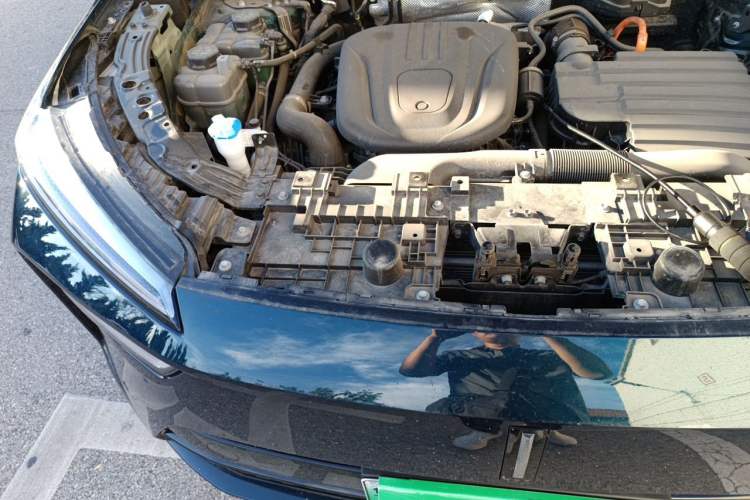 Used Wey Lanshan 2023 Four-Wheel Drive Ultra-Long Range Version Engine Bay Right