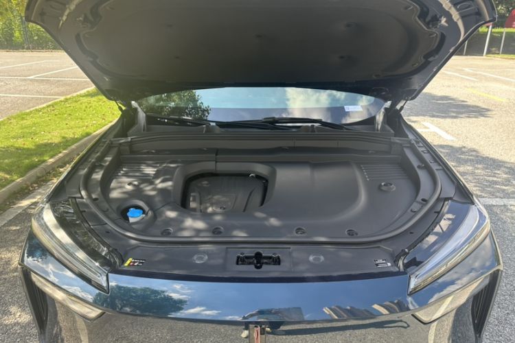 Used Wey Lanshan 2023 Four-Wheel Drive Ultra-Long Range Version Engine Bay