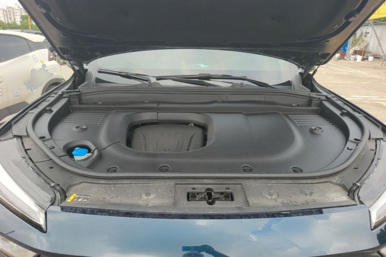 Used Wey Lanshan 2023 Four-Wheel Drive Ultra-Long Range Version Engine Bay