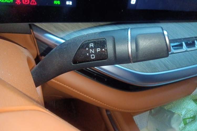Used Wey Lanshan 2023 Four-Wheel Drive Ultra-Long Range Version Gear Lever