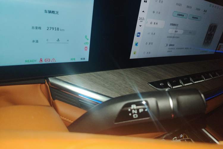 Used Wey Lanshan 2023 Four-Wheel Drive Ultra-Long Range Version Gear Lever