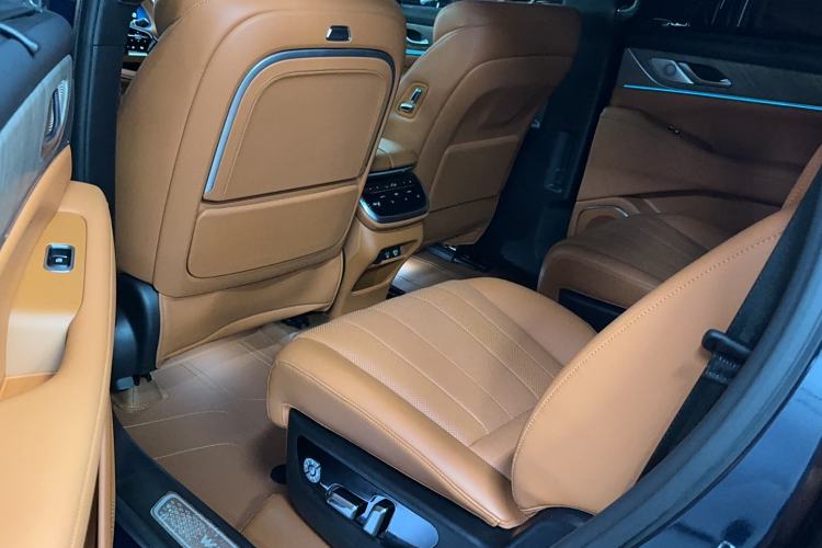 Used Wey Lanshan 2023 Four-Wheel Drive Ultra-Long Range Version Interior 1