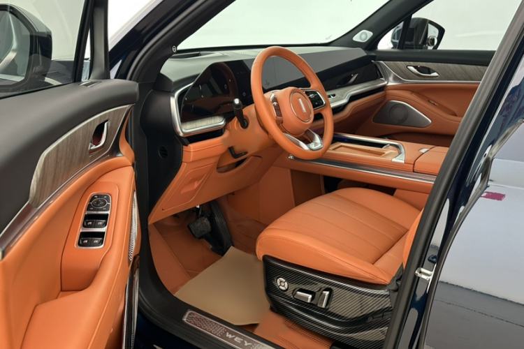Used Wey Lanshan 2023 Four-Wheel Drive Ultra-Long Range Version Interior 2