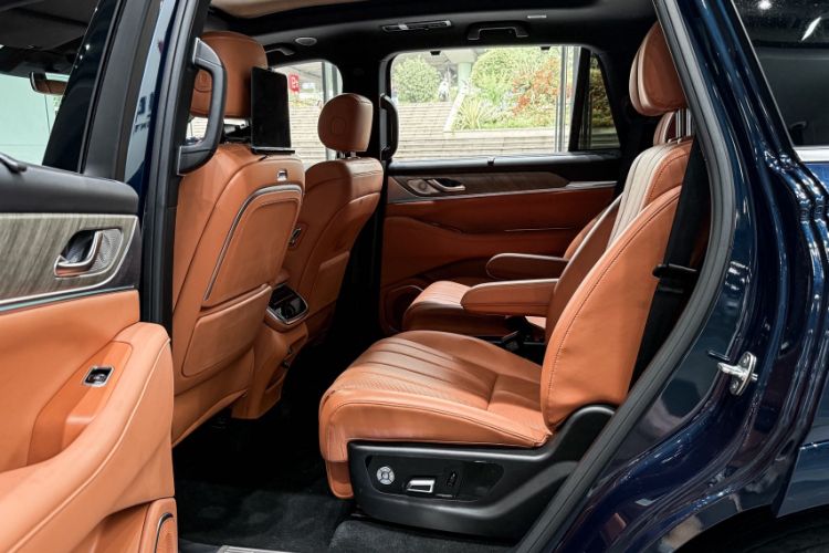 Used Wey Lanshan 2023 Four-Wheel Drive Ultra-Long Range Version Interior 2