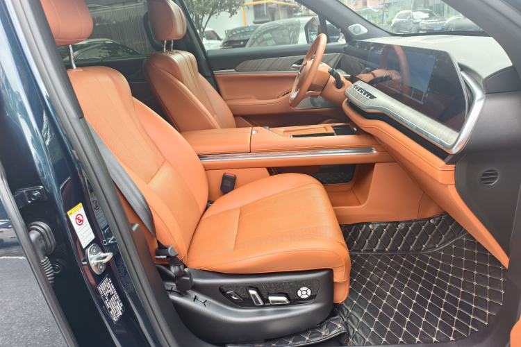 Used Wey Lanshan 2023 Four-Wheel Drive Ultra-Long Range Version Interior 3