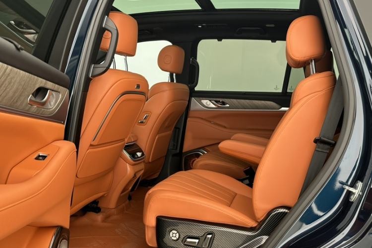 Used Wey Lanshan 2023 Four-Wheel Drive Ultra-Long Range Version Interior 3